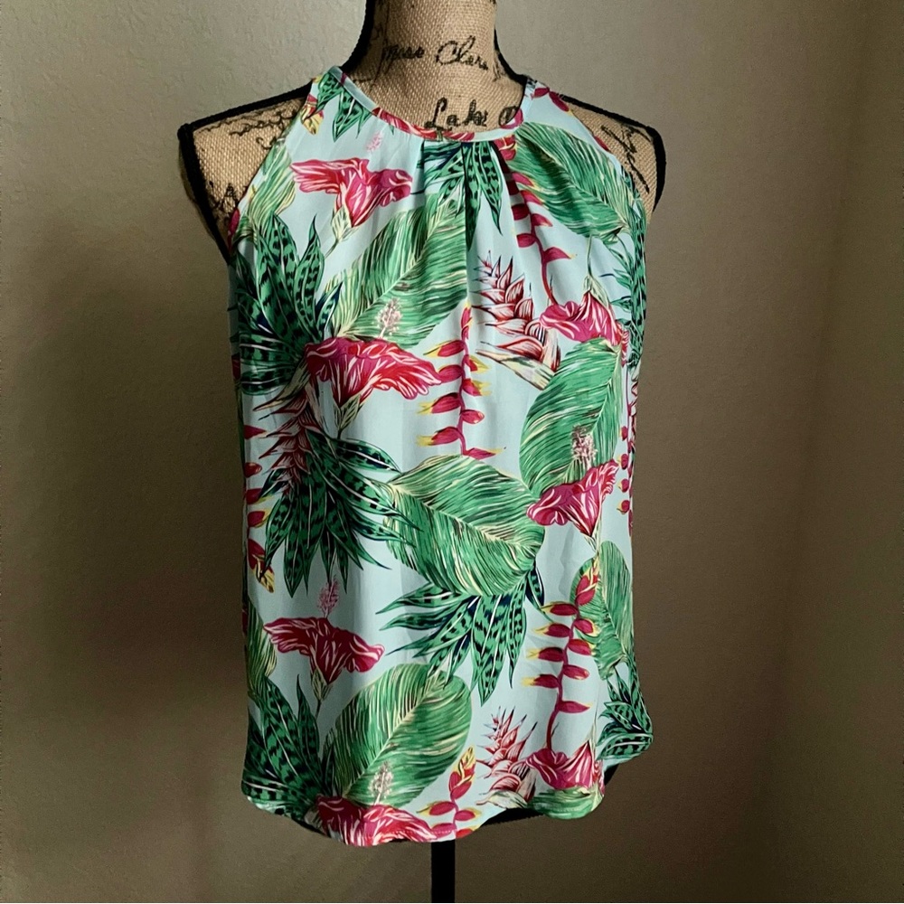 ☀️Cupcakes and Cashmere 🌴tropical print tank blouse